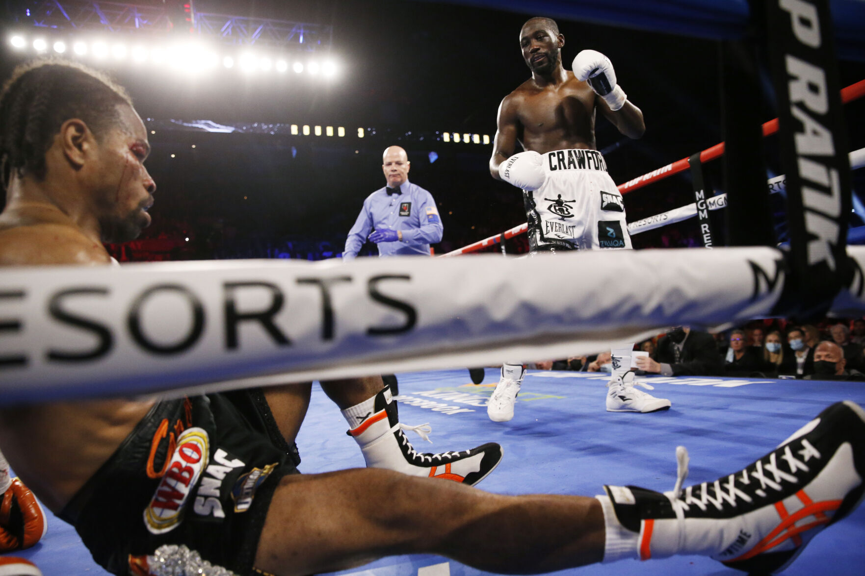 APTOPIX Porter Crawford Boxing